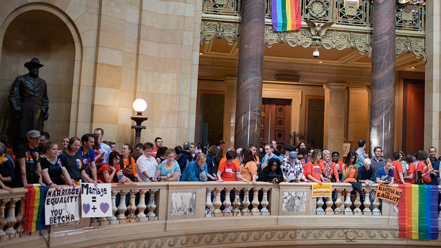 Flickr (FibonacciBlue)